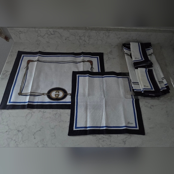 Vintage Gucci Linen Placemat and Napkin Set for 6 - Picture 2 of 10
